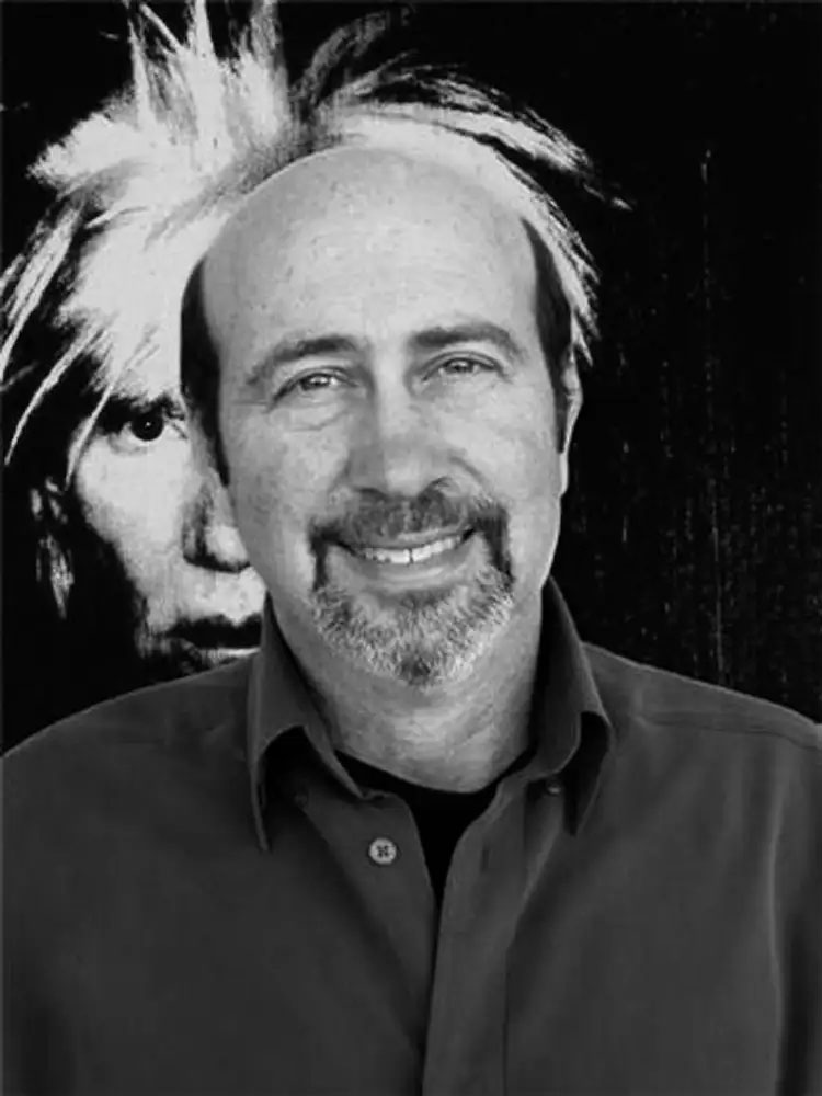 Richard Polsky, diretor de uma empresa especializada na autenticação de artistas americanos do século 20, acha que a inteligência artificial provavelmente não consegue identificar detalhes como os especialistas fazem quando analisam uma obra de arte.