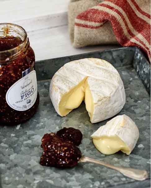 O Tomme Vaudoise, que ficou com a prata, é um queijo macio de origem suíça, do cantão de Vaud. Ele é feito com técnica parecida com a dos famosos queijos de mofo branco franceses.