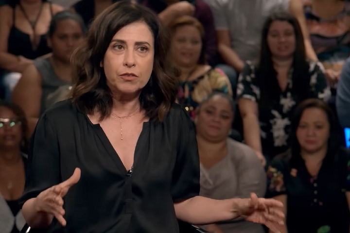 Nem sei nem a falar o nome dela direito, é atriz e tal, Tilda Swinton. Ela é incrível, disse Fernanda, ao ser questionada sobre quem ela gostaria de ser por um dia.