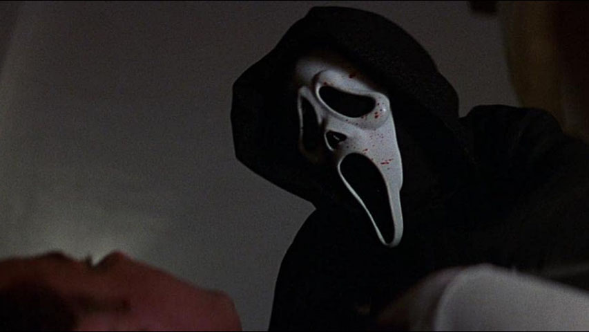 Em Pânico 3, assassinatos levam uma jovem, um repórter e um ex-policial ao set de um filme de horror inspirado por acontecimentos aterrorizantes aos quais eles sobreviveram.