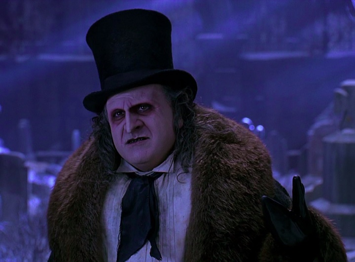Pinguim: Mais um vilão marcante do Batman para a conta. A primeira versão marcante do Pinguim veio em 1992, interpretada por Danny DeVito em Batman: O Retorno.