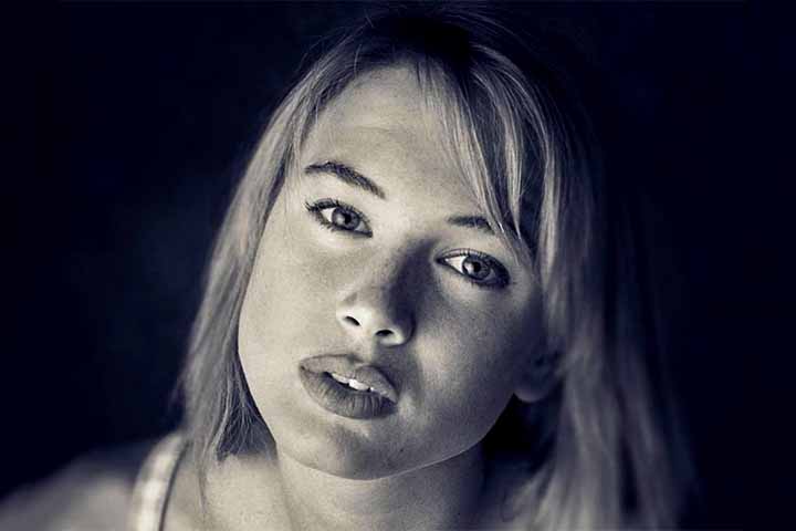 Como dubladora, deu sua voz à animação da DreamWorks O Espanta Tubarões, e reprisou seu papel-título em Bridget Jones: No Limite da Razão, que faturou US$ 262 milhões e lhe rendeu um quarto Globo de Ouro de melhor atriz em comédia ou musical.