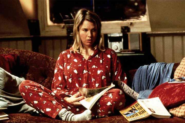 A aclamação veio com a atuação em O Diário de Bridget Jones, baseada no romance de 1996 de mesmo nome escrito por Helen Fielding. Este papel lhe rendeu uma segunda indicação ao Globo de Ouro de melhor atriz em comédia ou musical, e suas primeiras indicações ao Oscar e BAFTA de melhor atriz.