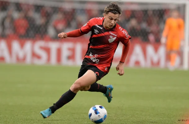 Clubes acertaram os últimos ajustes sobre transferência do uruguaio; por outro lado, Isaac irá em definitivo para o Athletico
