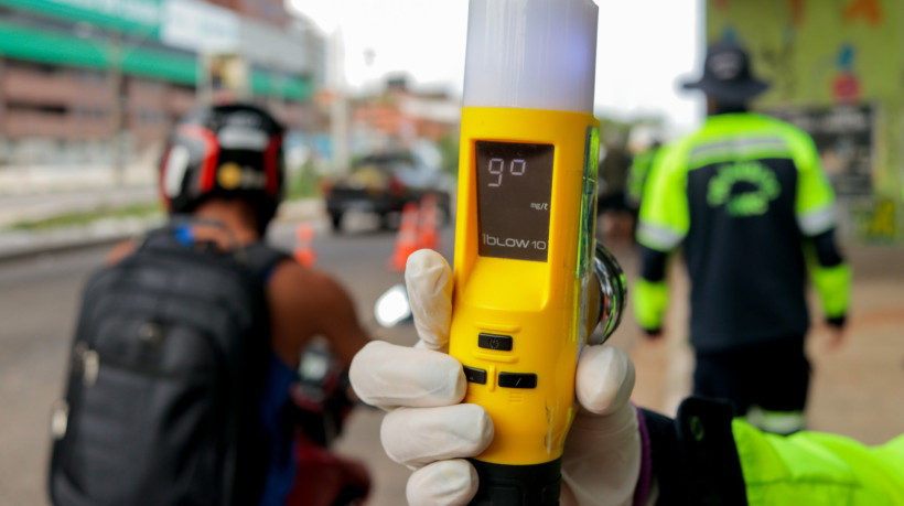 ￼PRIMEIRO semestre teve média de 27 infrações por dia