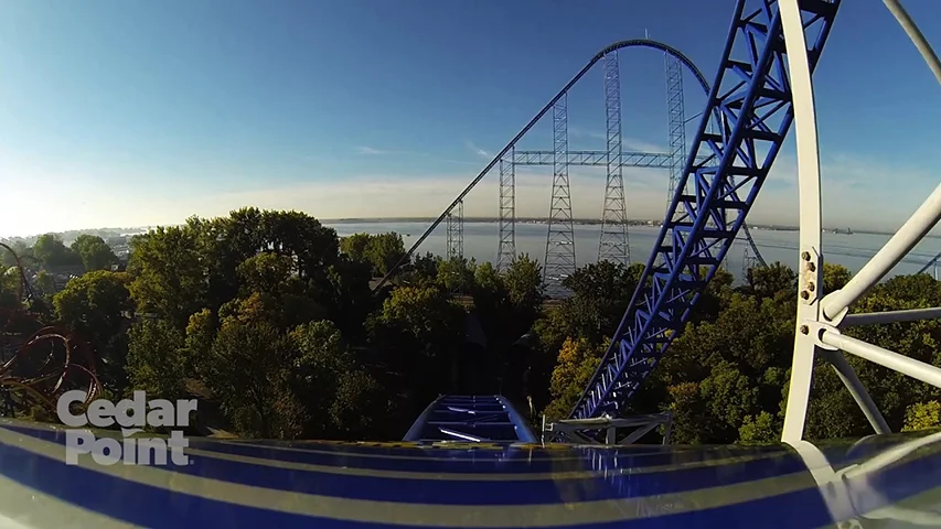 Millenium Force - Estados Unidos - Fica em Cedar Point, no estado de Ohio. 