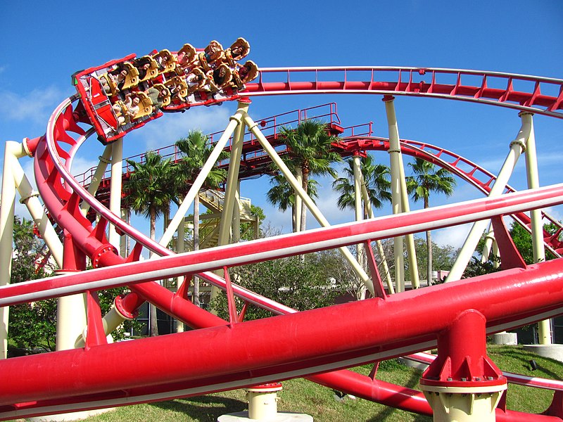 A montanha-russa Hollywood Rip Ride Rockit, no parque de diversões Universal Studios Florida, será desativada em setembro de 2025. Segundo comunicado do Universal Orland Resort nas redes sociais, o equipamento será substituído por outra atração que ainda é mantida em segredo.
