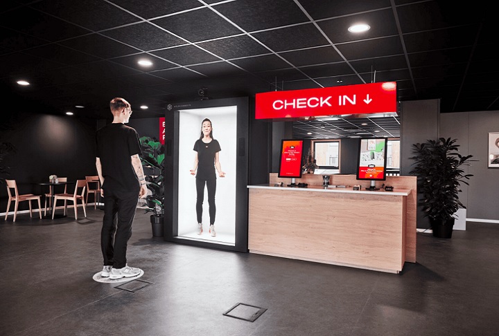 Chamada de holograma: A empresa holandesa Holoconnects apresentou o Holobox, uma caixa em miniatura que projeta hologramas em tamanho real, permitindo conversas por holograma em vez de chamadas de vídeo tradicionais.