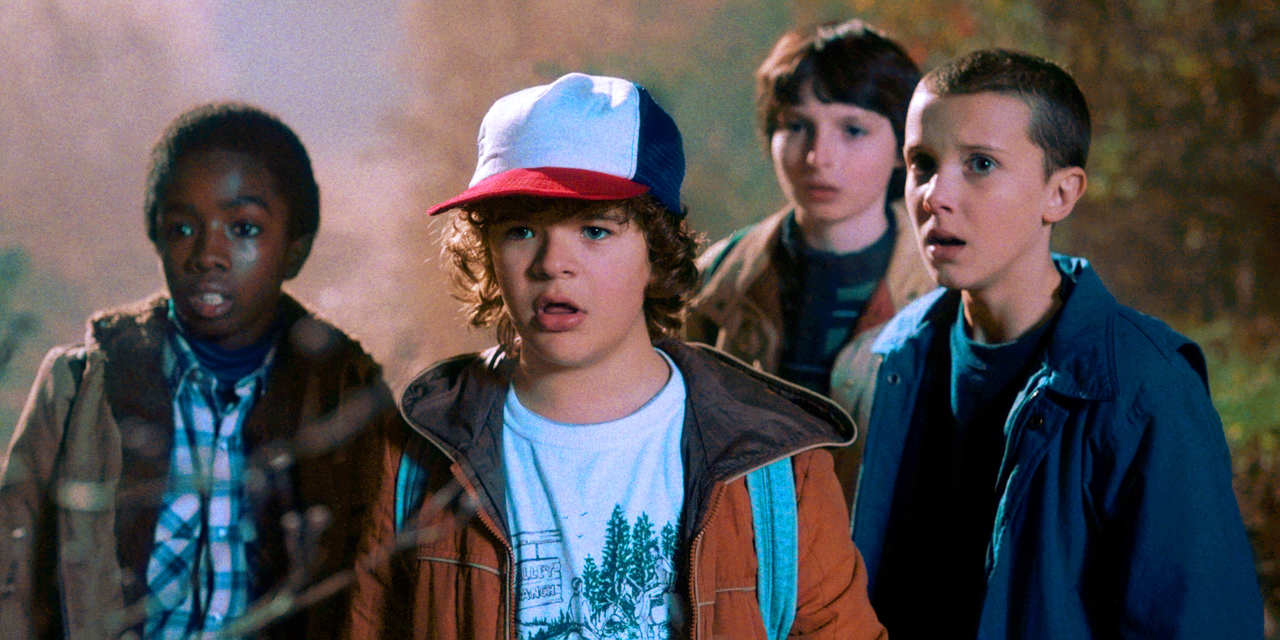 Quem disse esta frase, para o personagem Mike, na série televisiva Stranger Things (2016): “Amigos não mentem” ?