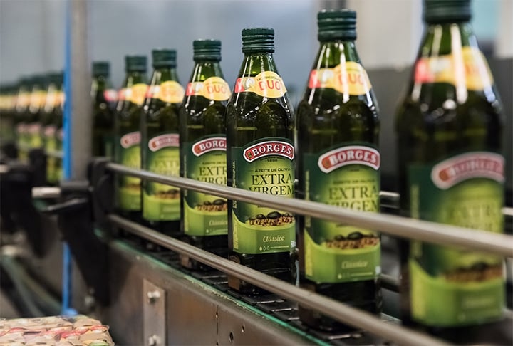 O crescimento da produção nacional, aliado à estabilização das condições climáticas na Europa, pode resultar em um alívio para os consumidores brasileiros, que sentirão o reflexo dessa redução nos preços no futuro próximo.