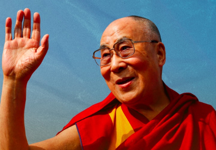 “Ofereço minhas orações por aqueles que perderam suas vidas e estendo meus desejos de uma rápida recuperação a todos que foram feridos”, declarou o Dalai Lama.
