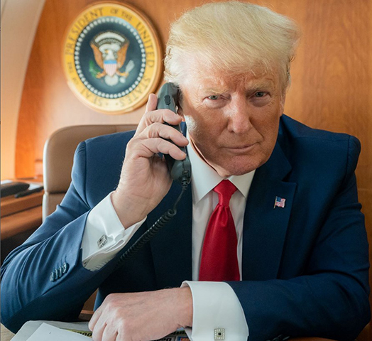 “Não, não posso garantir nada sobre nenhum dos dois, mas posso dizer que precisamos deles para a segurança econômica (dos EUA)”, afirmou Trump ao ser perguntado se descartaria ação militar para tomar o Canal do Panamá e também a Groenlândia, ilha que pertence à Dinamarca.

