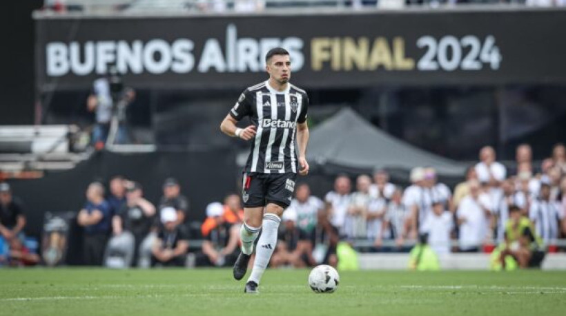 Galo aceita proposta de 1 milhão de dólares (R$ 6,08 milhões) pelo volante e terá de buscar reposição no mercado 