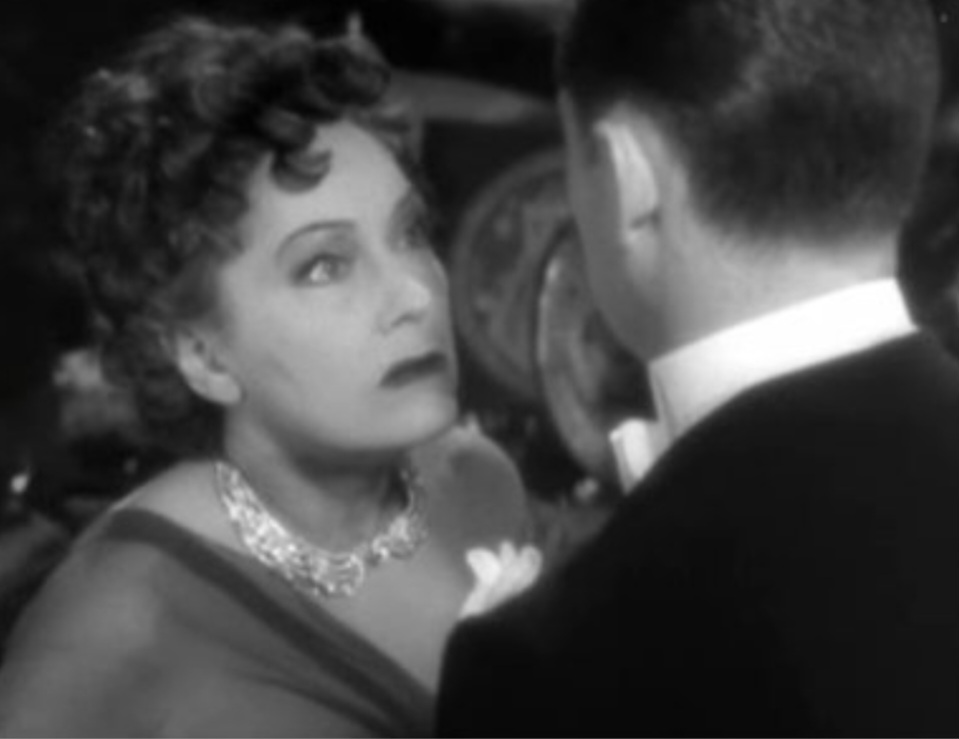 Casada seis vezes, Gloria teve uma carreira prolífica e seu papel de maior repercussão foi de Norma Desmond, em Crepúsculo dos Deuses, de Billy Wilder, pelo qual ganhou o Globo de Ouro de Melhor Atriz em 1952.