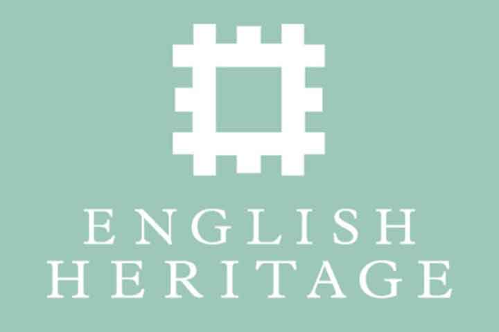 Entre os anos 900 e 1.150, os ancestrais do povo Pueblo construíram edifícios de vários andares e espaços rituais neste local de difícil acesso com sua vista dramática, disse Ellington. 