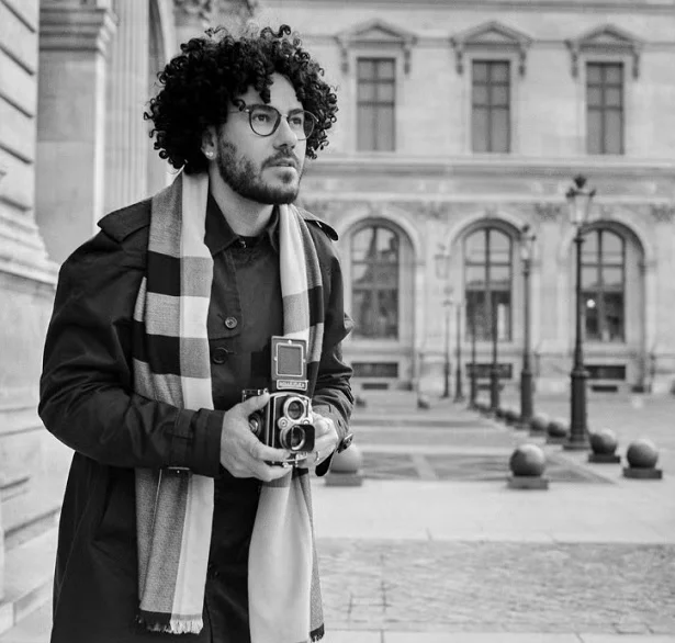 Os bombeiros disseram que tive sorte de estar vivo. Não consegui sair da água. Fiquei muito tempo lá. Eu bebi demais e fiz uma besteira enorme, disse Flávio para o francês.