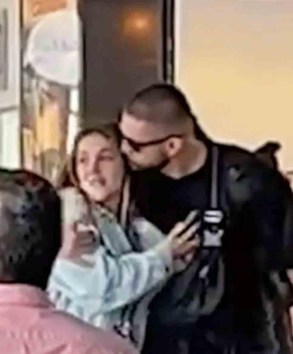 Ingrid Lima foi stylist da cantora, a tratava como amiga e chegou a ficar hospedada em sua casa.  Depois que o colunista Léo Dias divulgou imagens de Rodrigo e Ingrid no aeroporto, ele assumiu a traição a Preta. E ela pediu a separação. 