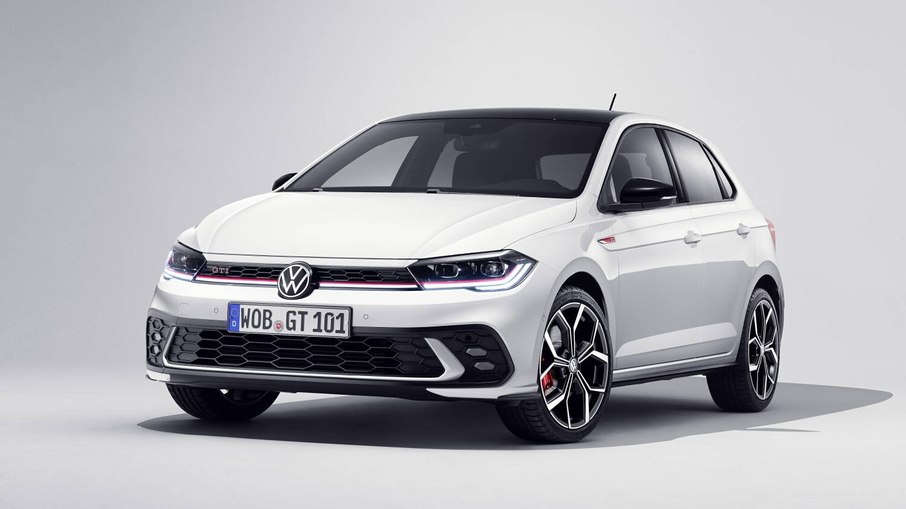 2º - Volkswagen Polo: 140.187 (unidades vendidas) - Depois de ganhar uma reestilização em 2022 e a nova versão de entrada Track, ele passou a ser um dos carros mais vendidos do Brasil.