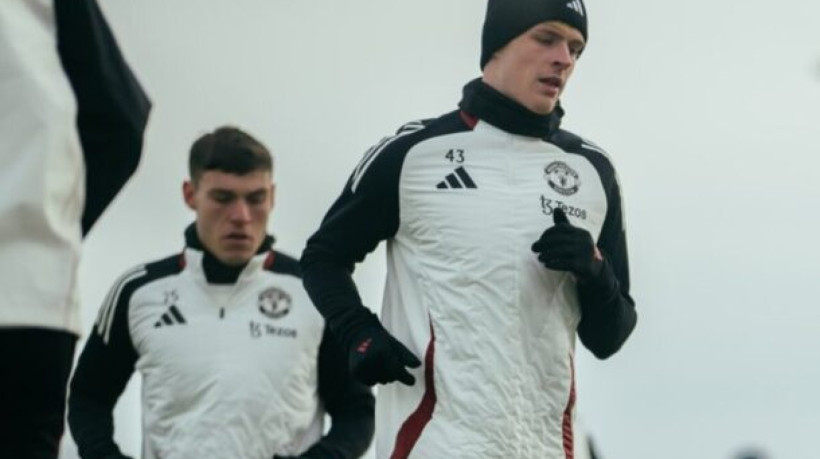 Equipes se enfrentam na partida de encerramento da 21ª rodada da Premier League 2024/25
