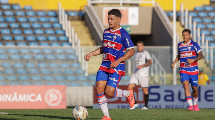 Meia Kauan no jogo Fortaleza x Ceará, no PV, pela Taça Fares Lopes 2024