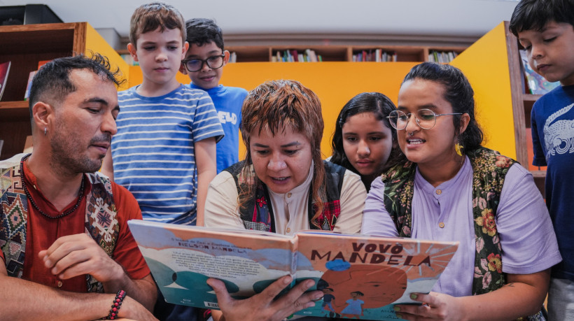 Media&ccedil;&atilde;o de leitura para crian&ccedil;as na Biblioteca P&uacute;blica Estadual do Cear&aacute; (BECE)