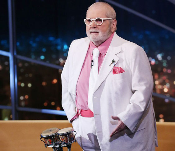 Se existe tanta crise é porque deve ser um bom negócio.