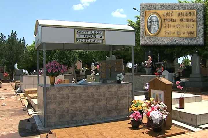 Gentileza morreu em 28/5/1996, em Mirandópolis (SP), cidade de seus familiares, onde foi sepultado. Ele tinha 79 anos e sofria de problemas de circulação do sangue. Já estava com dificuldades de locomoção. 