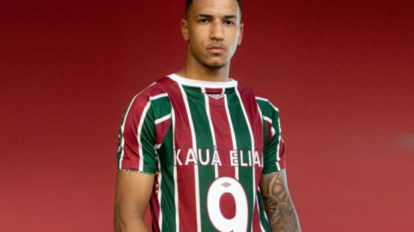 O jovem atacante deve estrear com a numeração neste sábado (18), pelo Carioca