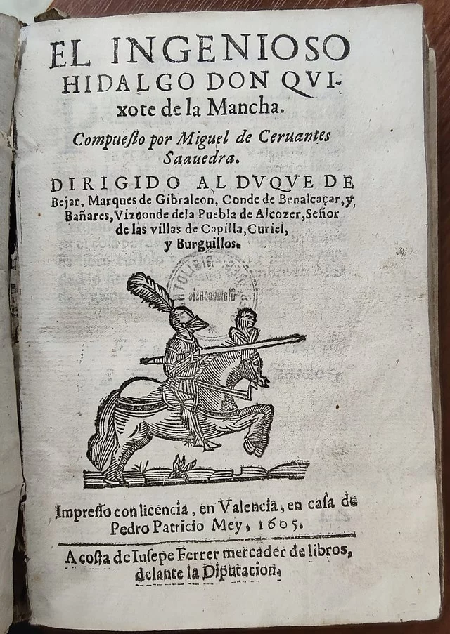 No início do século XVII, em 1605, em Madri, na Espanha, saiu a primeira edição de Dom Quixote, com 126 capítulos, divididos em duas partes.