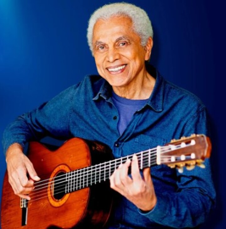 Paulinho da Viola - 12/11/1942 (82 anos). Um dos grandes nomes do samba e da música brasileira. Seu trabalho é marcado pela suavidade e profundidade das letras, com clássicos como Coração Leviano e Foi Um Rio Que Passou Em Minha Vida.