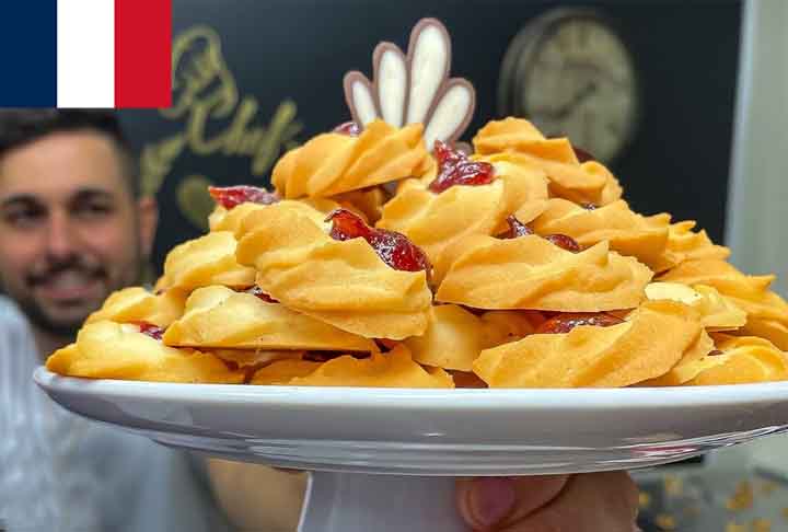 18º) Sablé (França): Esse é um tipo de biscoito francês, originário da região da Normandia. O nome sablé significa arenoso em francês, referindo-se à textura delicada e quebradiça do quitute. 