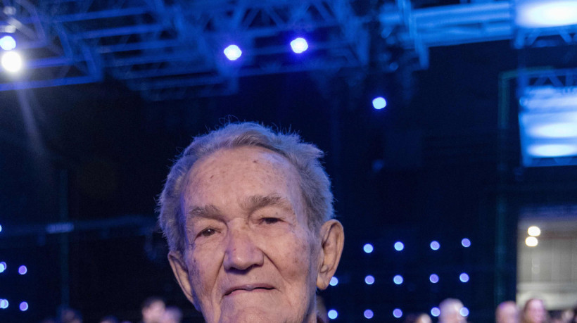 Léo Batista trabalhou 
por cinco décadas na Globo (Foto: Beatriz DAMY/Globo)