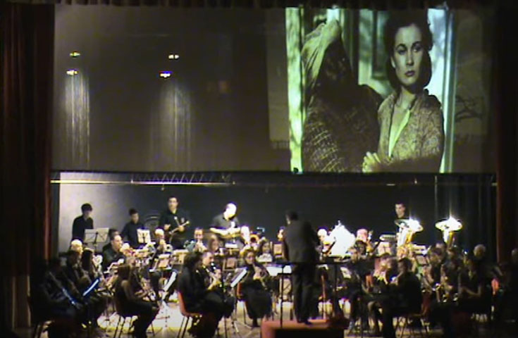  Max Steiner (1888-1971) - Austríaco, naturalizou-se americano e foi muito prolífico entre os anos 1930 e 1960, deixando centenas de obras para a sétima arte. Foi ele que compôs dois temas que estão entre os mais famosos do cinema: E o Vento Levou e Casablanca.