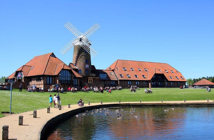 6) Menos badalação: Após o excesso de turismo em 2024, destinos alternativos devem ganhar popularidade em 2025. O Airbnb aponta destinos emergentes como Milton Keynes (foto) e East Sussex, na Inglaterra, como exemplos.