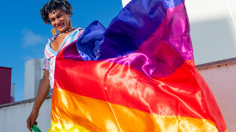 M&ecirc;s da visibilidade trans celebra a diversidade e hist&oacute;ria de pessoas transg&ecirc;neras. Na foto, Ana Beatriz Silvano, gerente da loja Utopia.