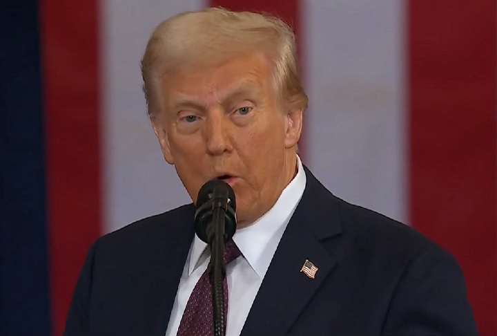 Defesa da liberdade de expressão: Trump declarou oposição à censura, alegando que certas liberdades foram restringidas durante o governo Biden nas plataformas digitais.