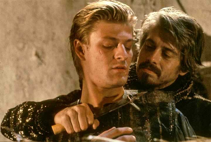 “Caravaggio” (1986) - Geoffrey Boleyn, decapitado por ordem do rei Henrique VIII.