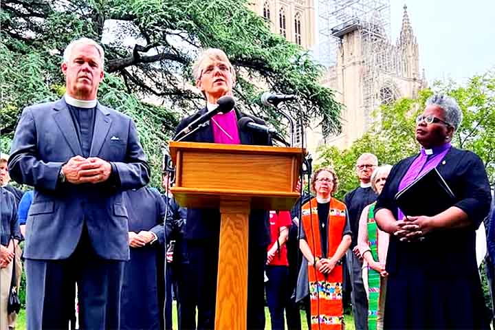 “Eles podem não ser cidadãos ou não ter a documentação adequada, mas a grande maioria dos imigrantes não são criminosos. Eles pagam impostos e são bons vizinhos. São membros fiéis de nossas igrejas, mesquitas, sinagogas, wadaras e templos”, reforçou. 
