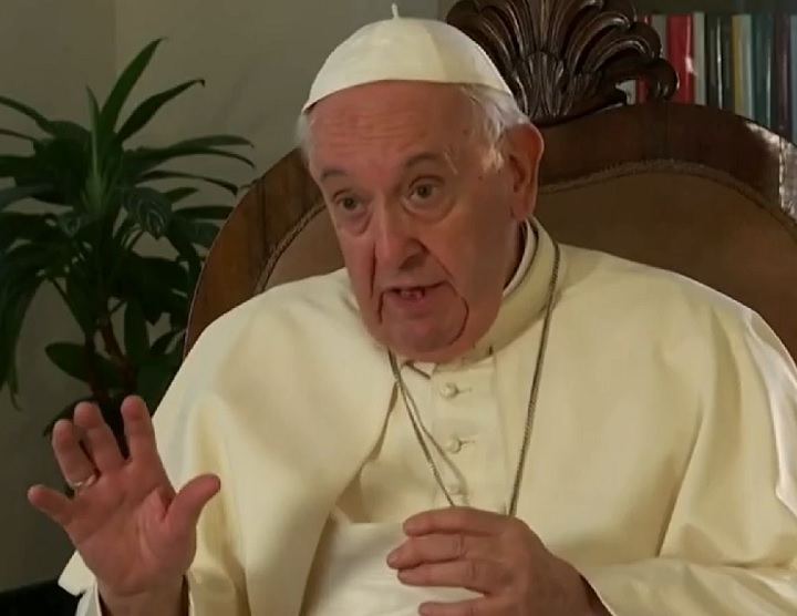 Suas opiniões sobre o tema já causaram polêmica na comunidade católica, como quando ele disse que a homossexualidade não é crime ou quando criticou países que criminalizam os homossexuais.