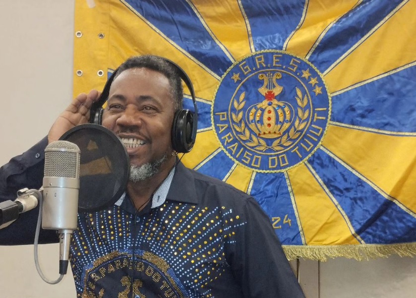 Pixulé (Paraíso do Tuiuti) - Ingressou no mundo do samba na bateria da Leão de Nova Iguaçu até se transformar na voz da escola. Teve passagens por escolas como Império Serrano, Unidos de Padre Miguel, Inocentes de Belford Roxo, Cubango e por escolas em São Paulo.