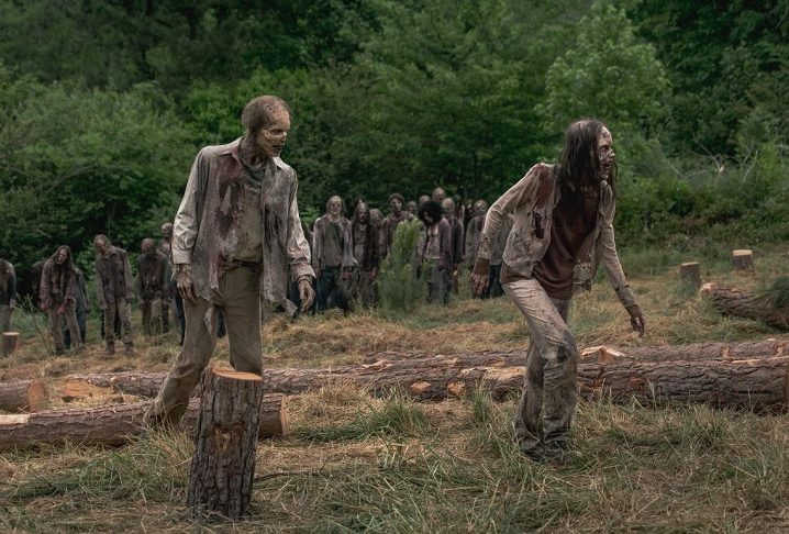 Já os figurantes que aparecem de forma mais distante tinham a maquiagem feita em cerca de 30 minutos.