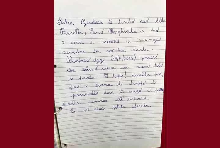 “Olá, senhor Gianluca Di Tondo, CEO da Barilla. Sou Margherita, tenho nove anos e meio e como sempre a sua massa. Hoje (15 de julho de 2024) pensei em criar um novo tipo: as ‘tampas’ — sugeri até o nome, com o formato que se parece com a tampa de uma caneta! Se você gostar, pode criá-lo”, explicou
