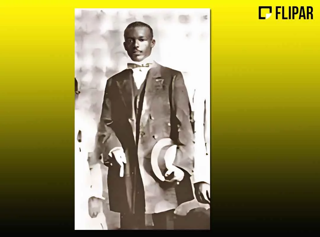 Filho de escravos libertos, Hilário Jovino Ferreira nasceu na Bahia, no ano de 1855. Chegou ao Rio em 1872 e por lá contribuiu para levar o samba à então capital do país. Fundou o Rei de Ouros, que popularizou os ranchos carnavalescos a ajudou na criação do mestre-sala e porta-bandeira, sendo o primeiro a exercer tal função.