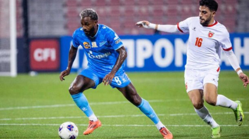 Volante chegará ao Rio de Janeiro para se apresentar ao Glorioso somente em junho e se juntará ao grupo para a disputa do Super Mundial