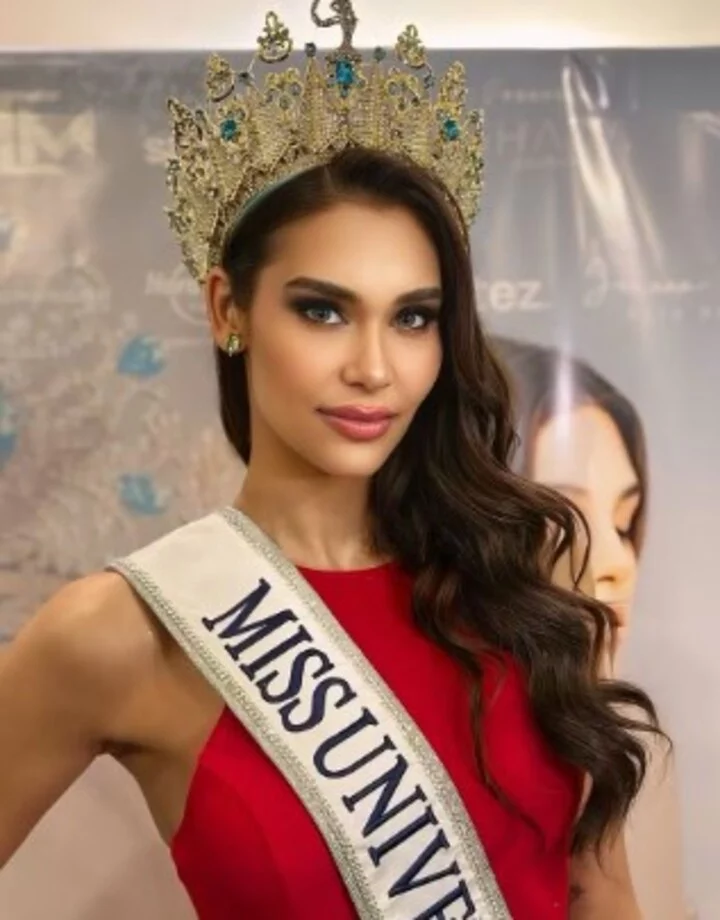 A modelo Magalí Benejam teve o título de Miss Argentina 2024 cassado depois de sugerir em entrevista que o concurso Miss Universo foi manipulado e criticar a brasileira Luana Cavalcanti. 
