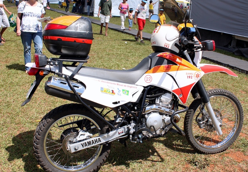 O serviço recebeu o nome de Motolância, em comparação com a tradicional Ambulância - termo  proveniente do latim ambulare, que significa “andar ou mover-se”. 