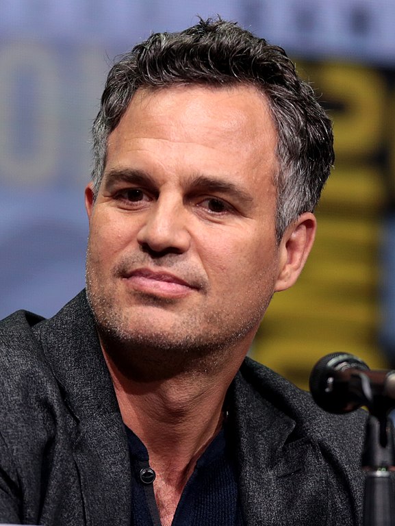 Mark Ruffalo: O ator já se manifestou publicamente contra todo tipo de processo que prejudique o meio ambiente, como os alimentos geneticamente modificados.