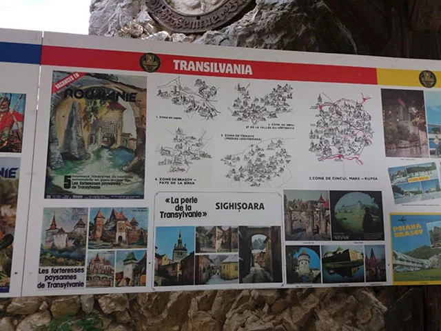 Já os visitantes ficam ansiosos por experimentar a sensação de estar no Castelo de Drácula.  No mural, um mapa da Transilvânia mostra as áreas montanhosas - comentadas no livro -, os locais com maior concentração urbana das imediações e também as fortalezas da Idade Média.  