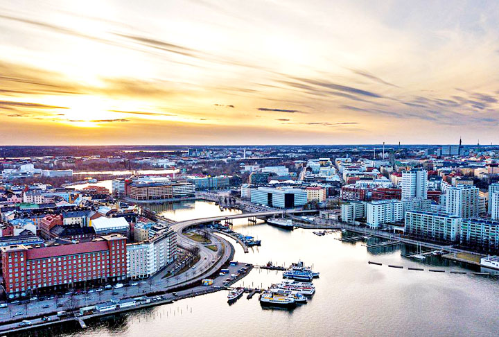 5) Safáris e refresco: As mudanças climáticas estão redefinindo os destinos de viagem, com turistas buscando regiões menos quentes. Na Europa, lugares como Finlândia (foto) e Noruega, onde os verões são mais amenos, têm sido mais procurados.