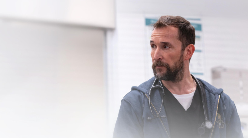 Lançada em janeiro de 2025 nos Estados Unidos, série "The Pitt", da Max, retrata as vivências da emergência de um hospital